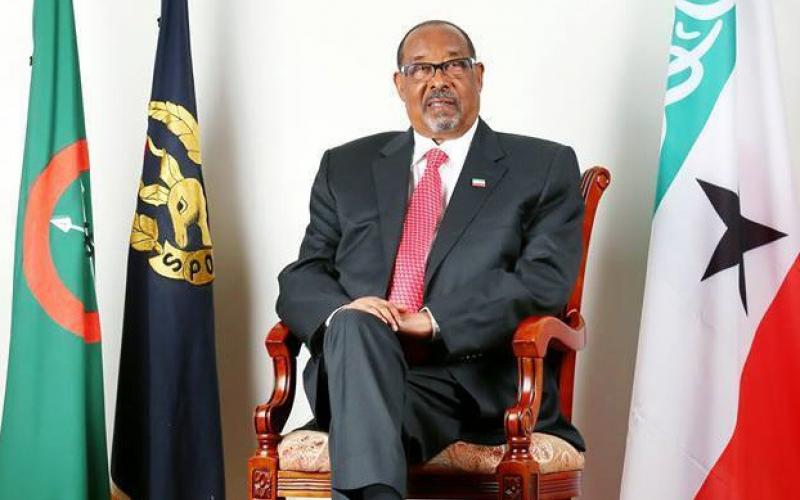 https://www.pambazuka.org/sites/default/files/styles/flexslider_full/public/field/image/Somaliland_president_Ahmed_Mahmoud_Silanyo.jpg?itok=5Gz8ptcs
